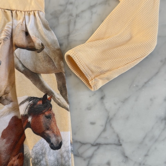 Molo Credence “Horse Dreams” Ribbed Dress Sz 5/6 - Picture 8 of 9
